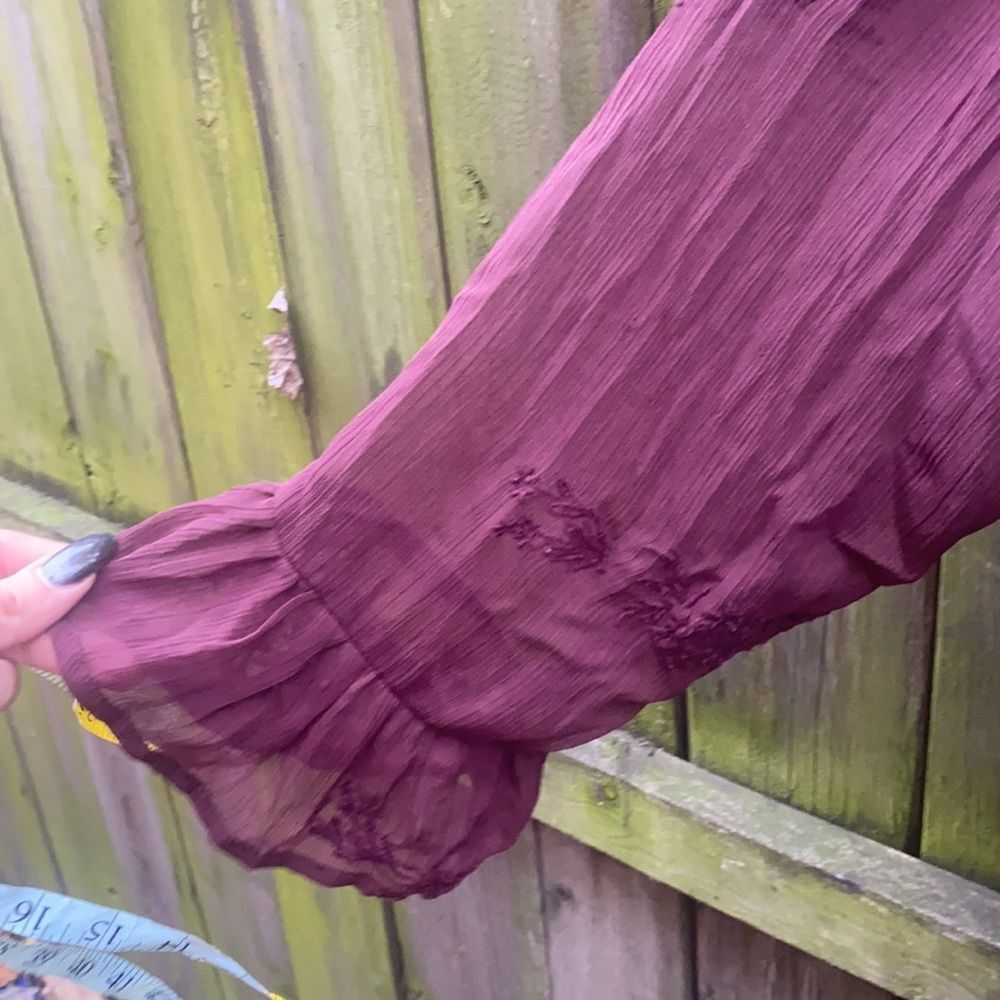Maurice’s sheer Ruffle top sz. L - Picture 3 of 5